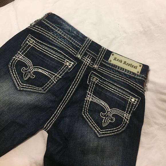 Rock Revival Jeans - Picture 2 of 6